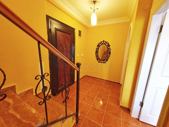 طابق مرتفع - دوبلكس واسعة 4 غرف وصالة -بسعر مميز - في مهموتلار / الانيا 