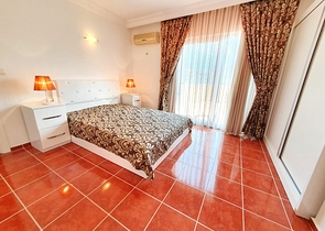 طابق مرتفع - دوبلكس واسعة 4 غرف وصالة -بسعر مميز - في مهموتلار / الانيا 