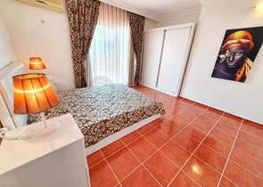 طابق مرتفع - دوبلكس واسعة 4 غرف وصالة -بسعر مميز - في مهموتلار / الانيا 