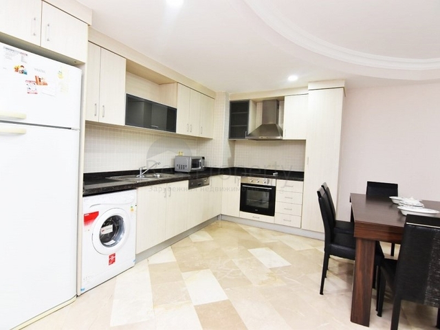 اطلالة على المسبح - شقة 2 غرفة وصالة - ضمن مجمع يضم كافة الخدمات - مهموتلار / الانيا 