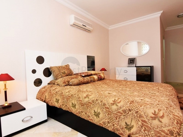 اطلالة على المسبح - شقة 2 غرفة وصالة - ضمن مجمع يضم كافة الخدمات - مهموتلار / الانيا 