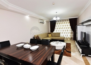 اطلالة على المسبح - شقة 2 غرفة وصالة - ضمن مجمع يضم كافة الخدمات - مهموتلار / الانيا 