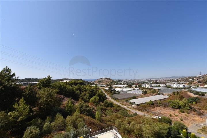 منزل للعطلات- دوبلكس باطلالة على الطبيعة الخضراء -3 غرف وصالة -في كوناكليه / الانيا /