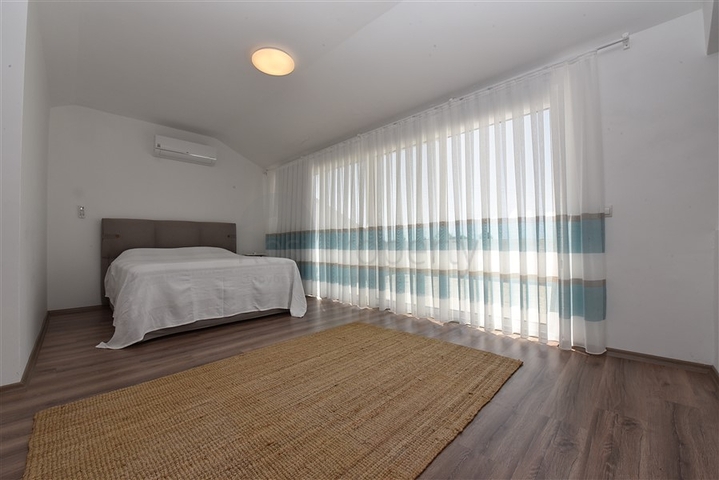 منزل للعطلات- دوبلكس باطلالة على الطبيعة الخضراء -3 غرف وصالة -في كوناكليه / الانيا /