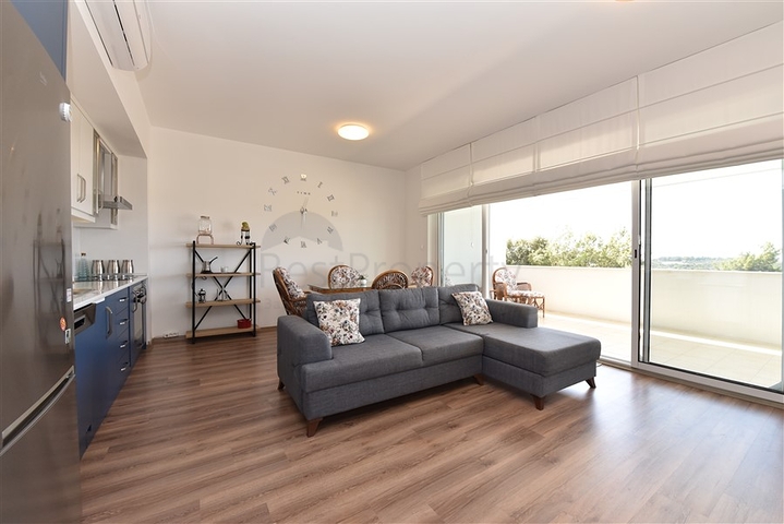 منزل للعطلات- دوبلكس باطلالة على الطبيعة الخضراء -3 غرف وصالة -في كوناكليه / الانيا /