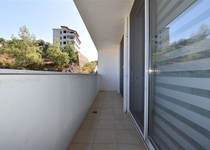 منزل للعطلات- دوبلكس باطلالة على الطبيعة الخضراء -3 غرف وصالة -في كوناكليه / الانيا /