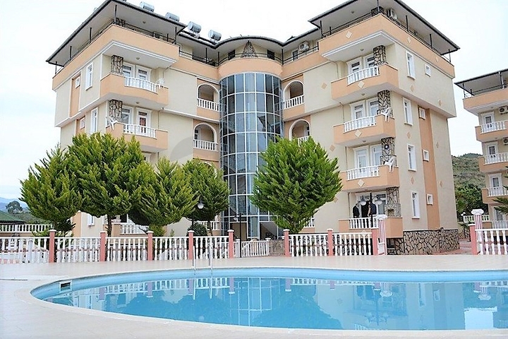 ارخص شقة في الانيا - غرفة وصالة مفروشة - اطلالة ساحرة - في ديمرتاش  / الانيا 