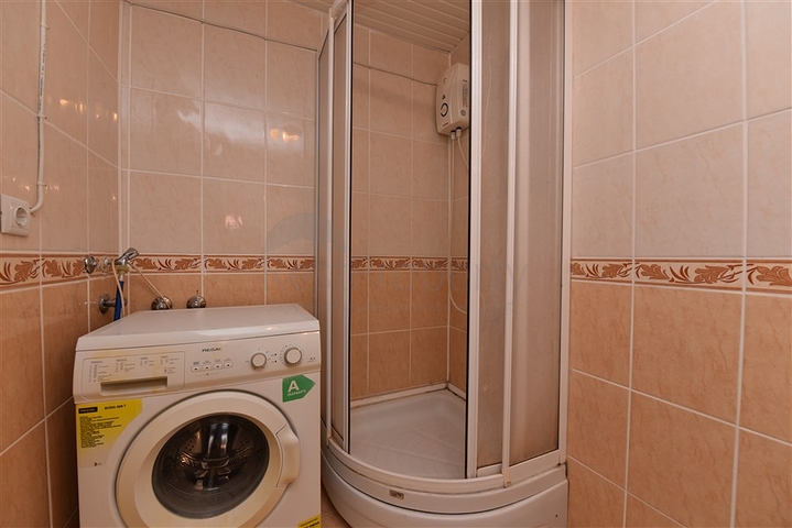 ارخص شقة في الانيا - غرفة وصالة مفروشة - اطلالة ساحرة - في ديمرتاش  / الانيا 