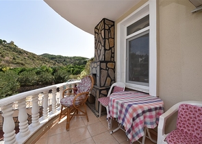 ارخص شقة في الانيا - غرفة وصالة مفروشة - اطلالة ساحرة - في ديمرتاش  / الانيا 