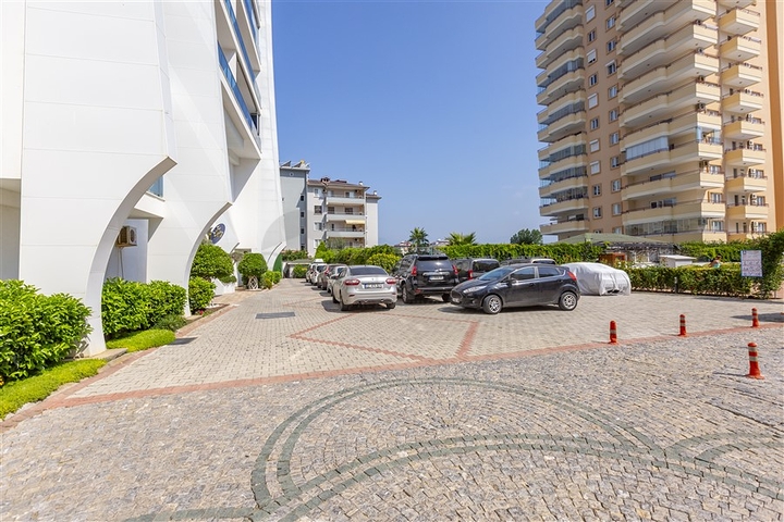 اطلالة بحر - شقة ضمن مجمع فاخر - تصميم 1+1 - في مهموتلار / الانيا 