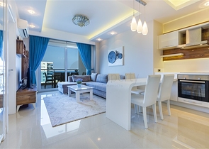 اطلالة بحر - شقة ضمن مجمع فاخر - تصميم 1+1 - في مهموتلار / الانيا 