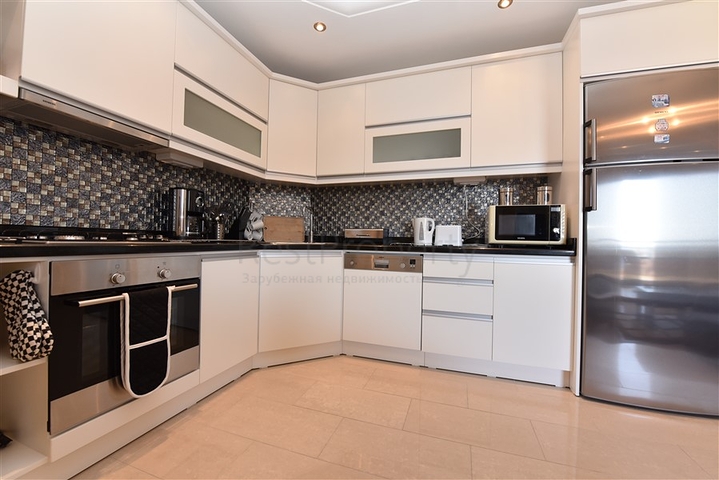 شقة اطلالة بحرية في الانيا -تصميم 2 غرفة وصالة - مفروشة - في منطقة مهوتلار / الانيا 