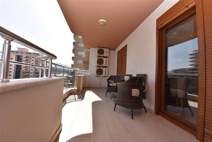 شقة اطلالة بحرية في الانيا -تصميم 2 غرفة وصالة - مفروشة - في منطقة مهوتلار / الانيا 