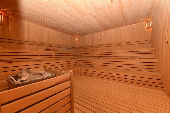 شقة اطلالة بحرية في الانيا -تصميم 2 غرفة وصالة - مفروشة - في منطقة مهوتلار / الانيا 