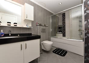 شقة اطلالة بحرية في الانيا -تصميم 2 غرفة وصالة - مفروشة - في منطقة مهوتلار / الانيا 