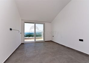 دوبلكس اطلالة بحر وجبل - 2 غرفة وصالة - مجمع سكني حديث - مهموتلار / الانيا 