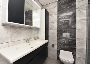 دوبلكس اطلالة بحر وجبل - 2 غرفة وصالة - مجمع سكني حديث - مهموتلار / الانيا 