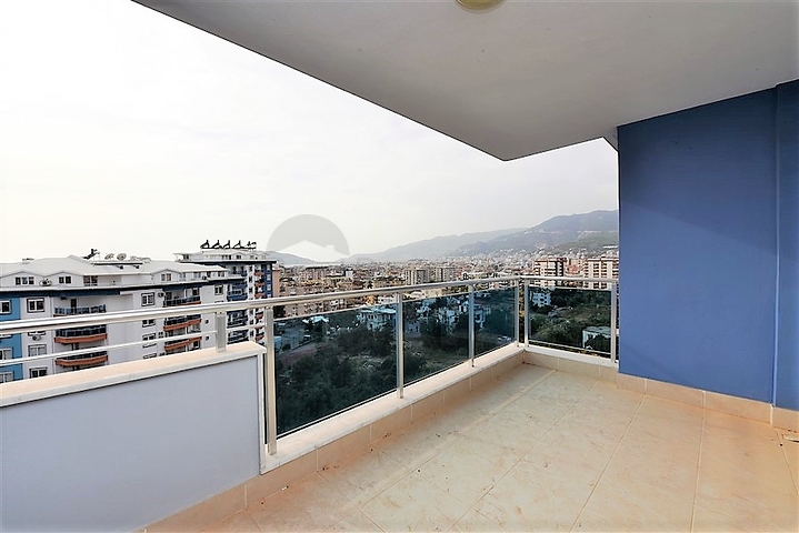 دوبلكس باطلالة بحرية - 3 غرف وصالة - في توسمور / الانيا 