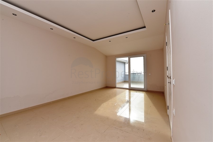 دوبلكس باطلالة بحرية - 3 غرف وصالة - في توسمور / الانيا 