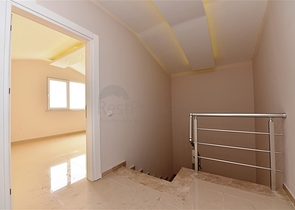 دوبلكس باطلالة بحرية - 3 غرف وصالة - في توسمور / الانيا 