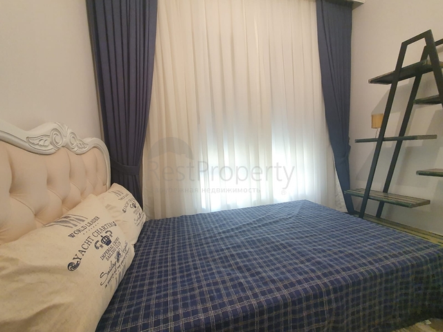 100 متر عن البحر - في مركز الانيا -شقة 2 غرفة وصالة .