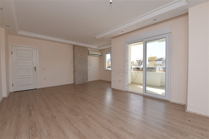 شقة 3 غرف وصالة - مطبخ منفصل - في مهموتلار / الانيا 