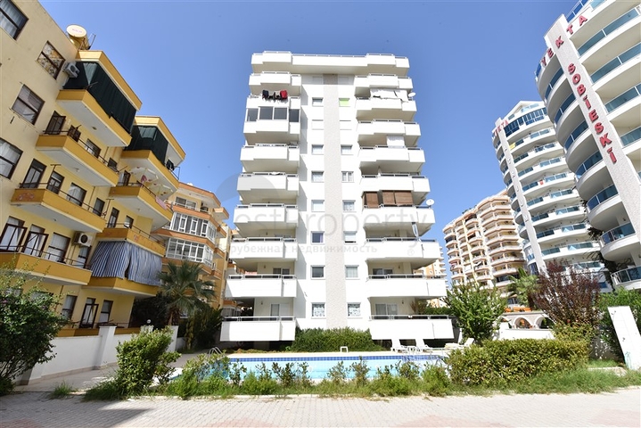 شقة 3 غرف وصالة - مطبخ منفصل - في مهموتلار / الانيا 