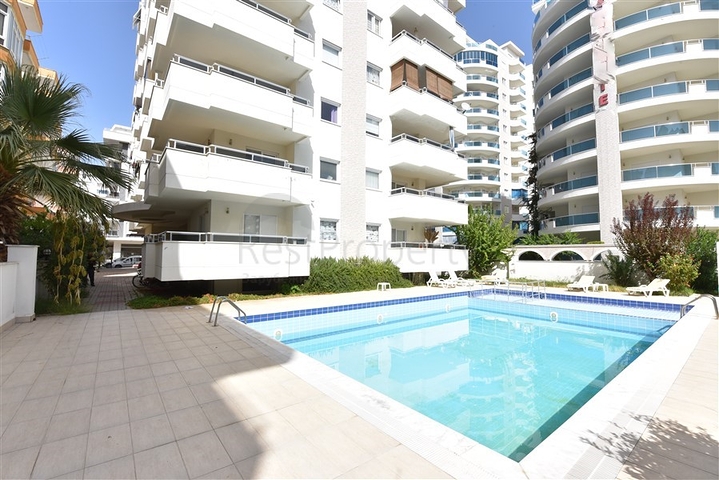 شقة 3 غرف وصالة - مطبخ منفصل - في مهموتلار / الانيا 