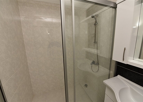 شقة 3 غرف وصالة - مطبخ منفصل - في مهموتلار / الانيا 