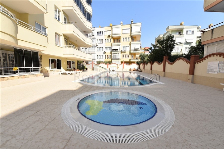 شقق للبيع في الانيا -تصاميم متنوعة - في مركز الانيا 