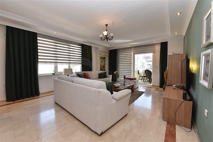 شقق للبيع في الانيا -تصاميم متنوعة - في مركز الانيا 