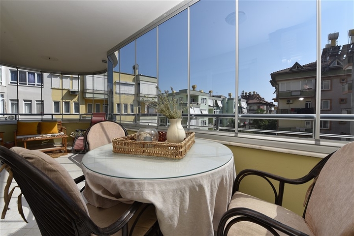 شقق للبيع في الانيا -تصاميم متنوعة - في مركز الانيا 