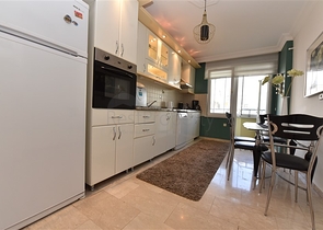 شقق للبيع في الانيا -تصاميم متنوعة - في مركز الانيا 