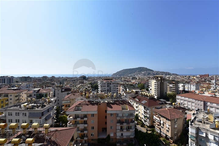 شقة عائلية في مركز الانيا -طابق 10 - تصميم 3 غرف وصالة - الانيا 