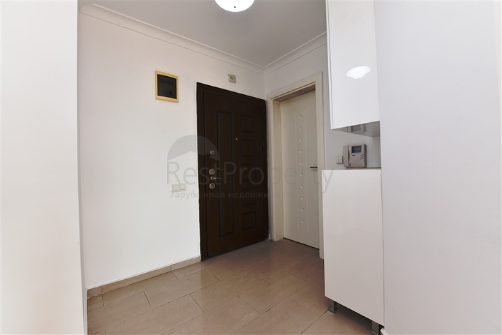 شقة عائلية في مركز الانيا -طابق 10 - تصميم 3 غرف وصالة - الانيا 