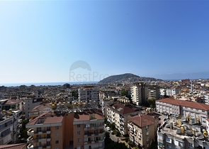 شقة عائلية في مركز الانيا -طابق 10 - تصميم 3 غرف وصالة - الانيا 