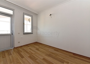 شقة عائلية في مركز الانيا -طابق 10 - تصميم 3 غرف وصالة - الانيا 