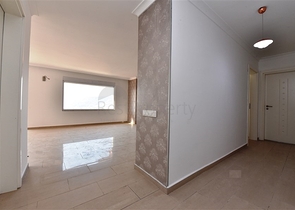 شقة عائلية في مركز الانيا -طابق 10 - تصميم 3 غرف وصالة - الانيا 