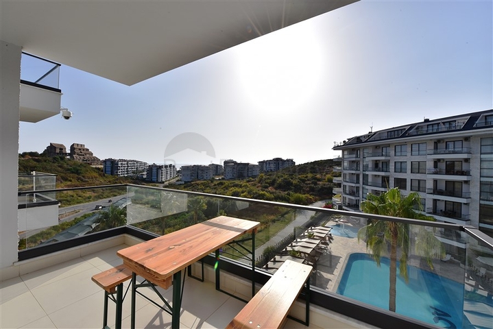 مجمع للعطلات او السكن الدائم - شقة تصميم 1+1 - في منطقة كاستل الراقية / الانيا 