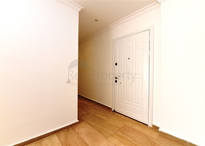 تراس واسع - شقة غرفتين وصالة -في منطقة توسمور المركزية / الانيا