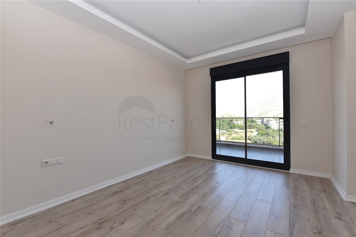 بين احضان الطبيعة - وقريب من الخدمات - مجمع جديد - شقق من تصميم 2 غرفة وصالة - في توسمور / الانيا 