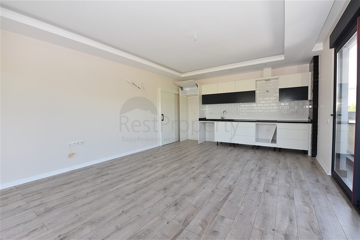 بين احضان الطبيعة - وقريب من الخدمات - مجمع جديد - شقق من تصميم 2 غرفة وصالة - في توسمور / الانيا 