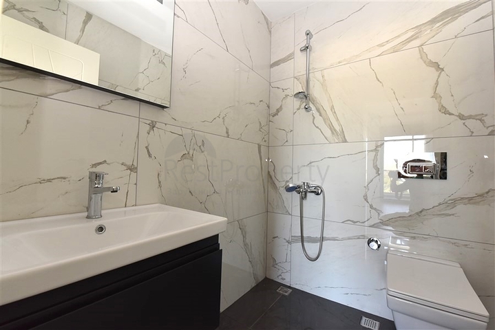 بين احضان الطبيعة - وقريب من الخدمات - مجمع جديد - شقق من تصميم 2 غرفة وصالة - في توسمور / الانيا 