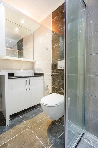 ضمن مجمع يضم كافة الخدمات وقريب من الاسواق- شقق 2 غرفة وصالة - في مهموتلار / الانيا 