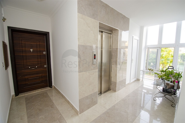 شقة 2 + 1 في مجمع سكني مع مسبح