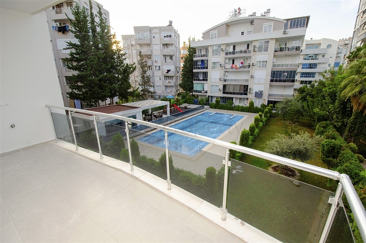 شقة 2 + 1 في مجمع سكني مع مسبح