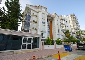 شقة 2 + 1 في مجمع سكني مع مسبح