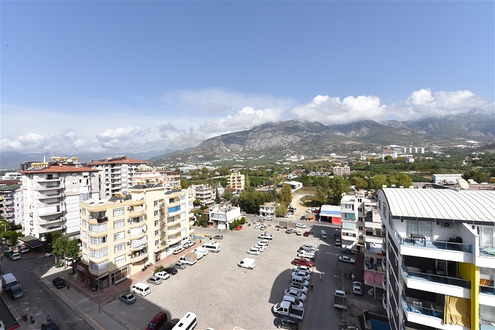 طابق مرتفع - مجمع سكني حديث - شقة 1+1 غرفة نوم وصالة - في مهموتلار / الانيا 