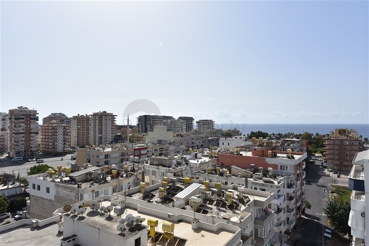 طابق مرتفع - مجمع سكني حديث - شقة 1+1 غرفة نوم وصالة - في مهموتلار / الانيا 