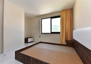 طابق مرتفع - مجمع سكني حديث - شقة 1+1 غرفة نوم وصالة - في مهموتلار / الانيا 